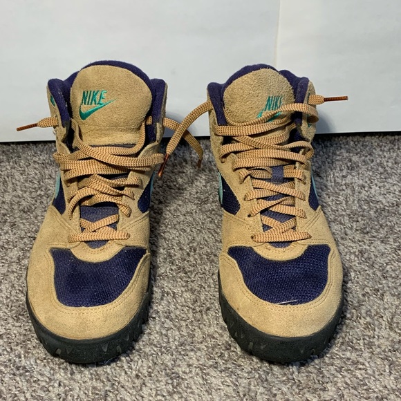 Vintage Nike Caldera Hiking Boots 